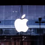 Apple Seeks Permission to Use News Content for AI Development